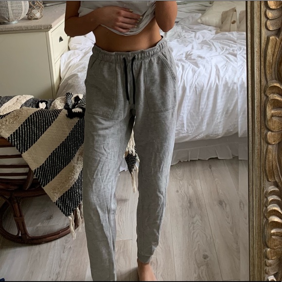 Ivy Park High Rise Joggers - Picture 1 of 4